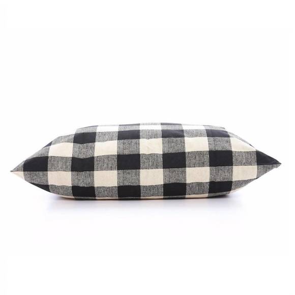 NEW THE FOGGY DOG dog bed cover in extra large in buffalo plaid - Picture 1 of 3